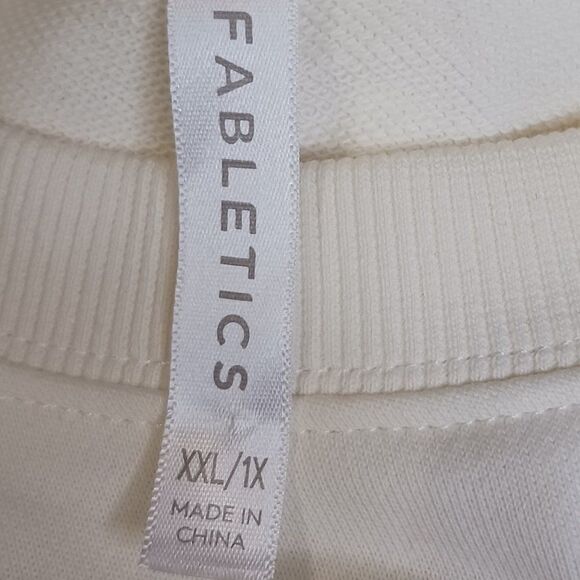 Fabletics Women's size 1X/ XXL Cream Cropped Sweatshirt - Picture 4 of 9